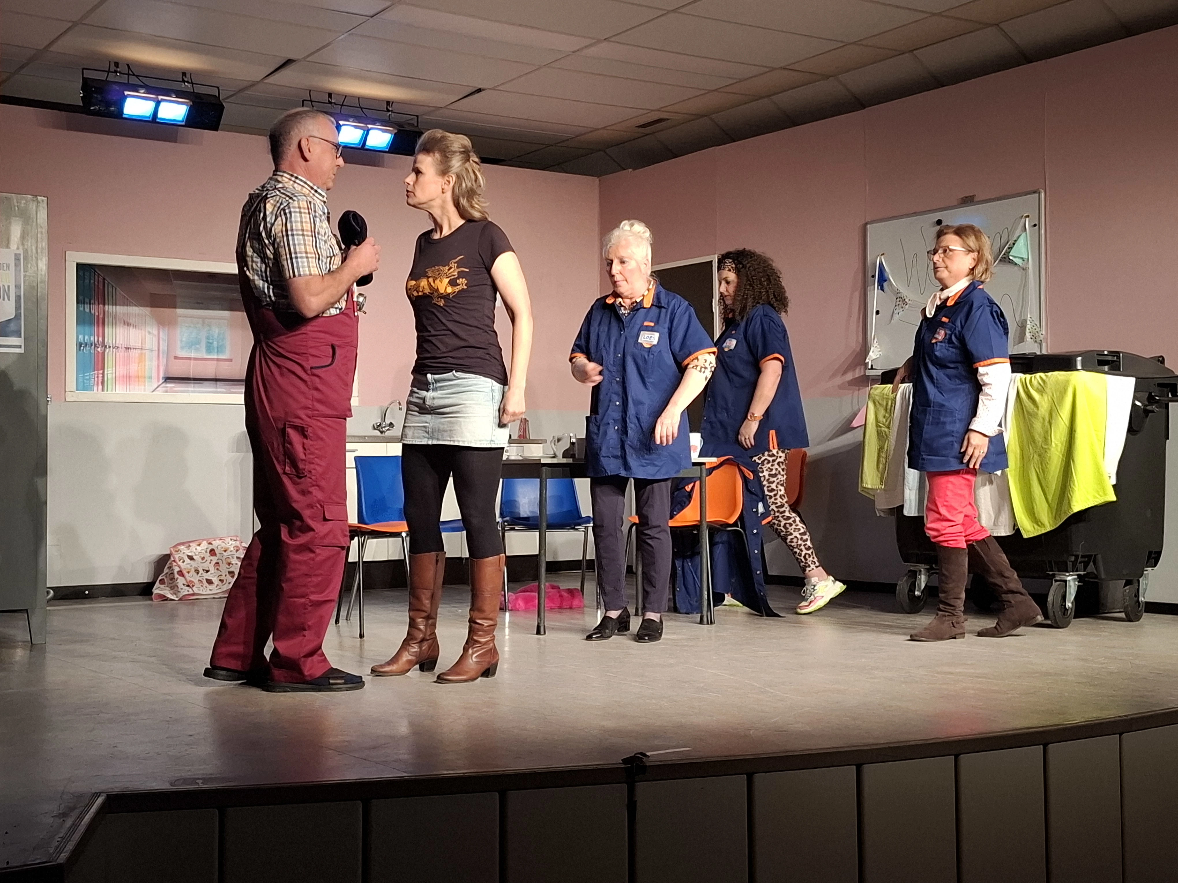 Toneelvereniging Zeeversbaas