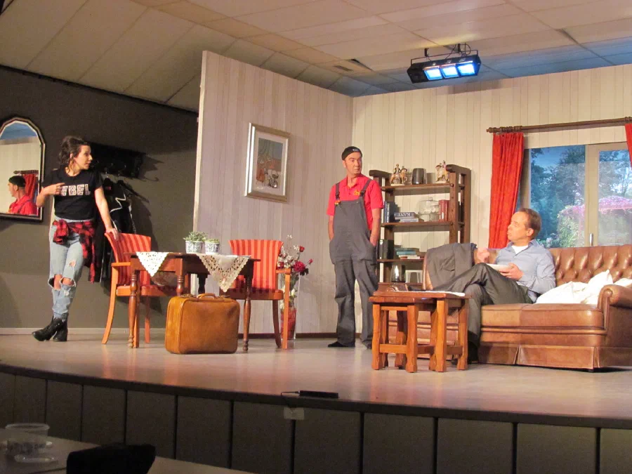 Scène uit Ein en ein is twieë